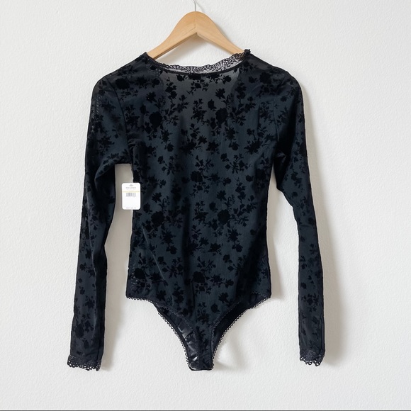 Free People Intimately Babes in Bandeaus Black Lace Bodysuit M - Picture 7 of 16